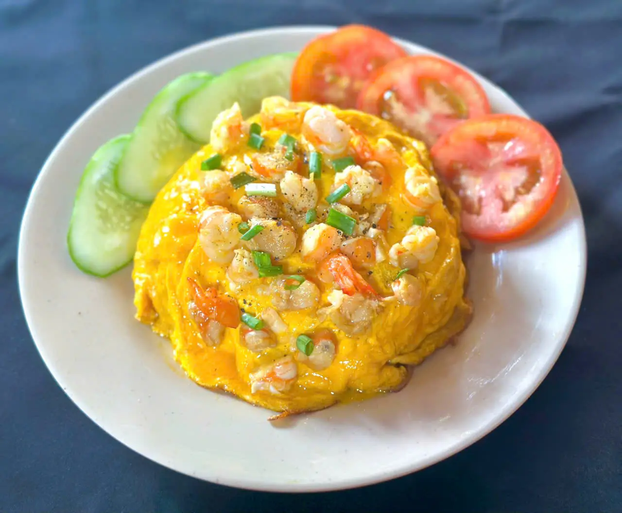 Hình ảnh Cơm tôm phủ trứng