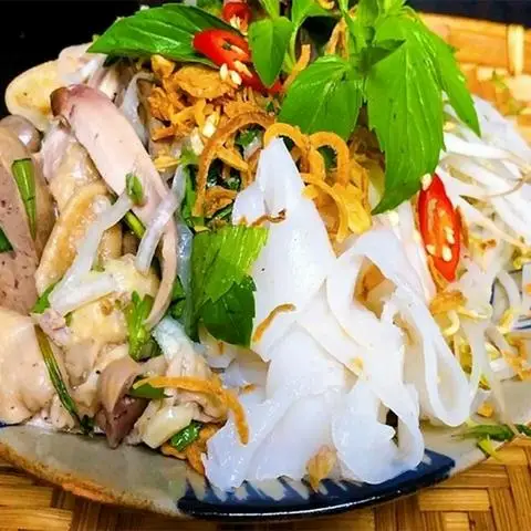 Hình ảnh Bánh Ướt Lòng Gà - Cơm Gà Ta Nhiên Nhiên - Tôn Đản