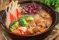 Hình ảnh Mì cay xúc xích
