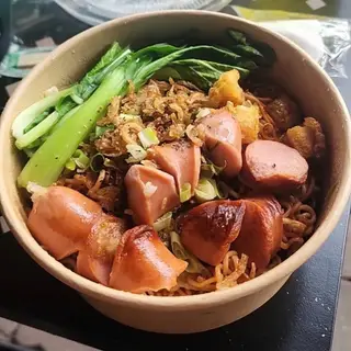 Hình ảnh Mì gói xúc xích