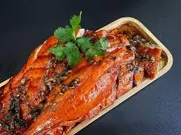 Hình ảnh Nửa con vịt trời quay sốt tiêu xanh - Nửa cái chân giò rút xương quay lá mắc mật - 5 chai fanta soda kem