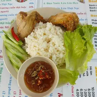 Hình ảnh Cơm gà chiên nước mắm