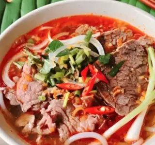 Hình ảnh Bún bò tái