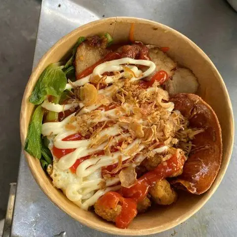 Hình ảnh Cu Bi - Mì Trộn & Miến Trộn - Bùi Quang Là
