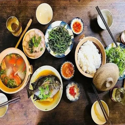 Hình ảnh Cơm Trưa 87 - Trần Phú