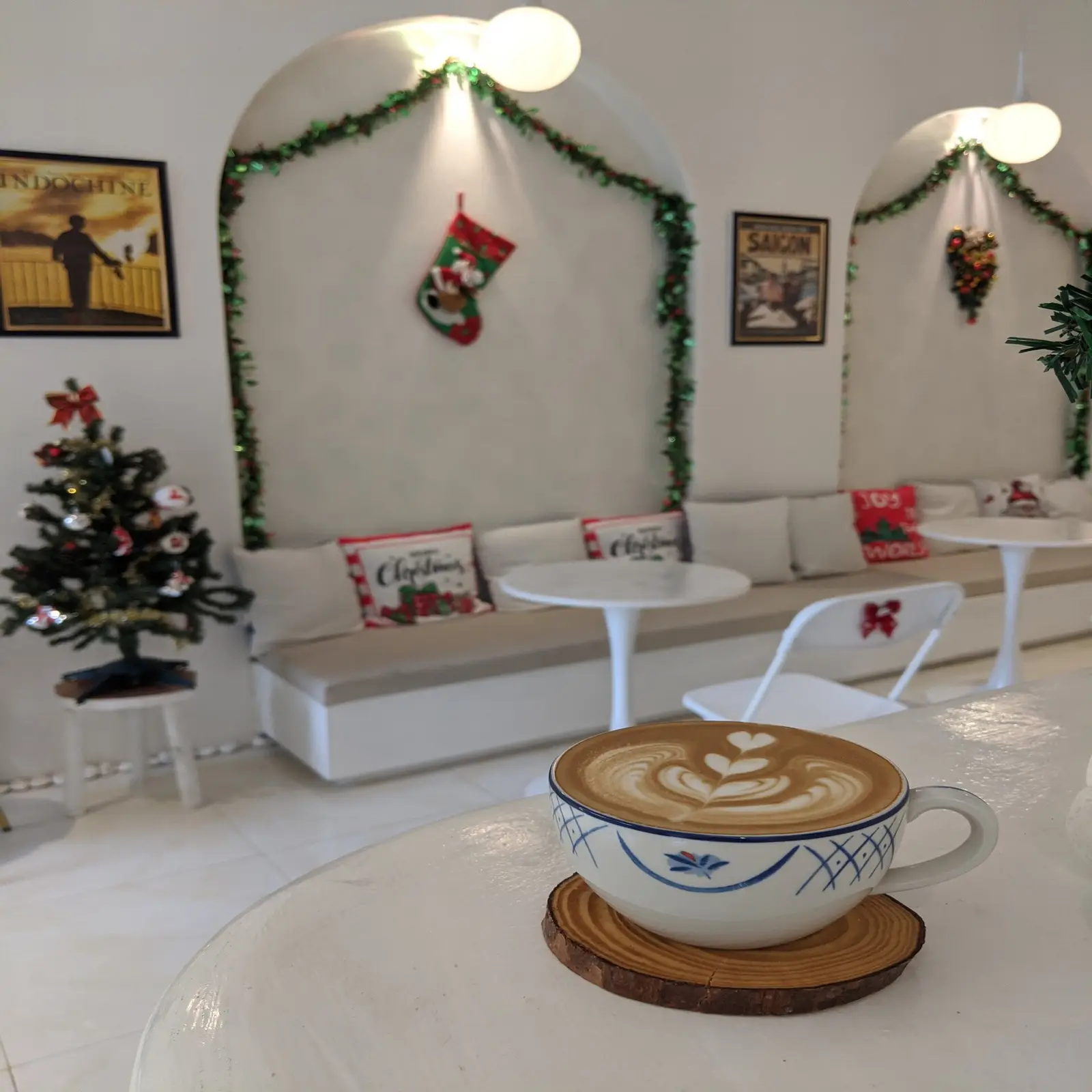 Hình ảnh Phiim Cafe - Thái Văn Lung