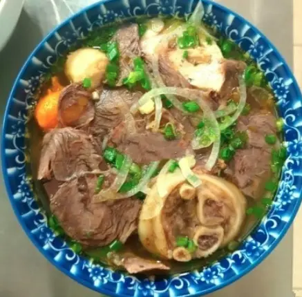 Hình ảnh Bún bò Huế đặc biệt