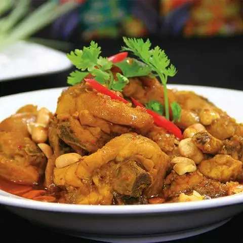 Hình ảnh GÀ NÉ ỚT - Nguyễn Tri Phương