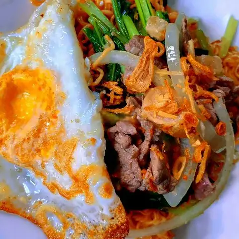 Hình ảnh Combo 2 Mì xào bò và trứng