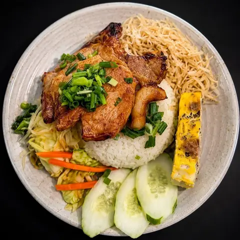 Hình ảnh Bò Lá Lốt, Gỏi Cuốn & Cơm Tấm - Trịnh Thị Miếng