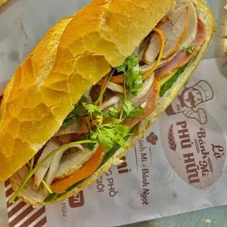 Hình ảnh Bánh mì heo quay