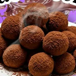 Hình ảnh Khoai mỡ lắc socola