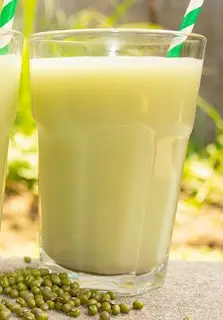 Hình ảnh Combo 5 chai sữa đậu xanh