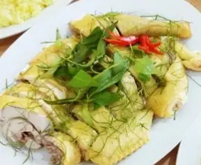 Hình ảnh Gà chặt nửa con kèm 3 phần cơm - canh