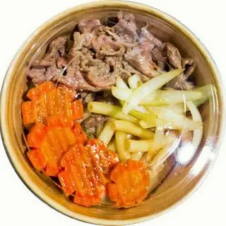 Hình ảnh Nui xào bò + Trứng