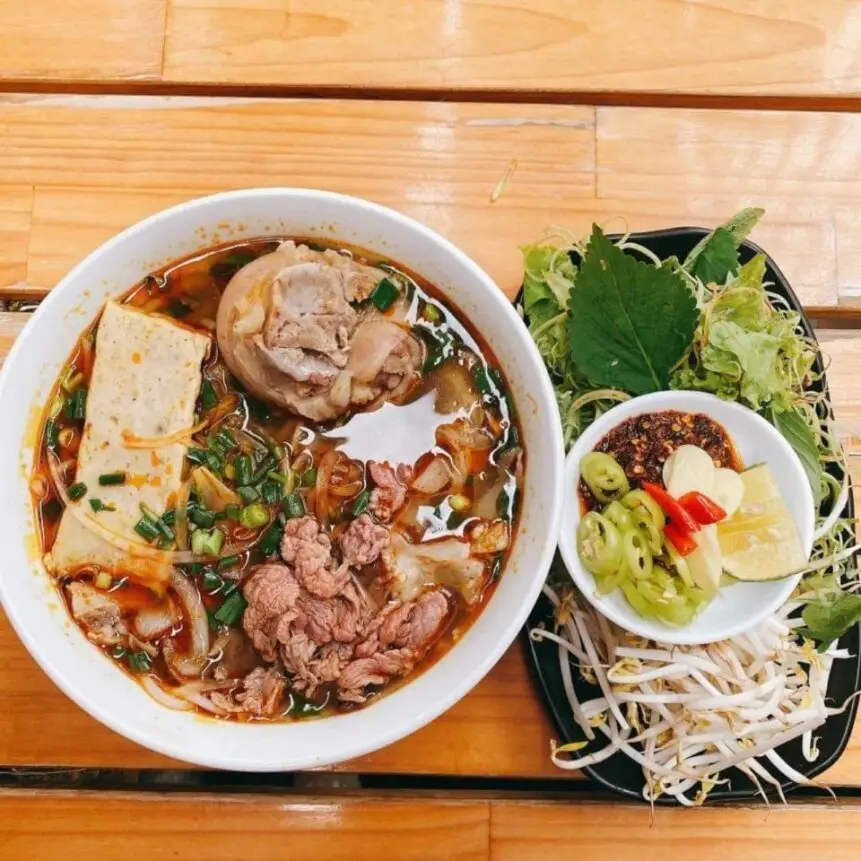 Hình ảnh  Bún Bò Huế Ngõ Xưa - Chung Cư Nguyễn Thiện Thuật