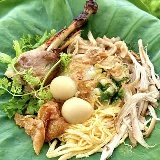 Hình ảnh Xôi mặn thập cẩm da gà hộp lớn