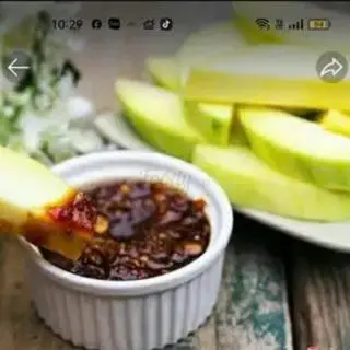 Hình ảnh Hộp nước chấm thần thánh