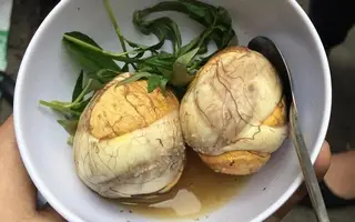Hình ảnh Trứng vịt lộn