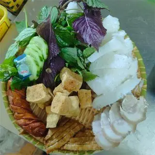 Hình ảnh Combo Bún Đậu thịt - chả cốm - xúc xích + Trà Tắc Khổng Lồ