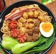Hình ảnh Mì trộn thập cẩm +nước suối
