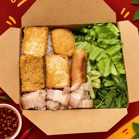 Hình ảnh Bún đậu thịt chả giò