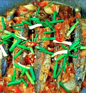 Hình ảnh Cơm cá biển sốt cà chua