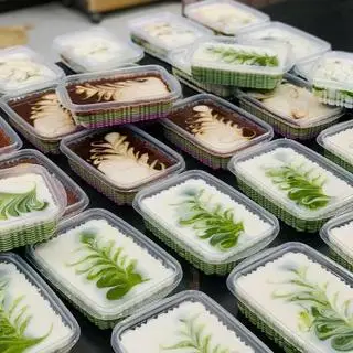 Hình ảnh Rau câu sữa dừa cafe - lá dứa