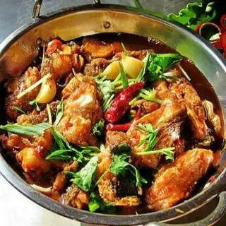 Hình ảnh Cá nấu lẩu khô - 干锅鱼块