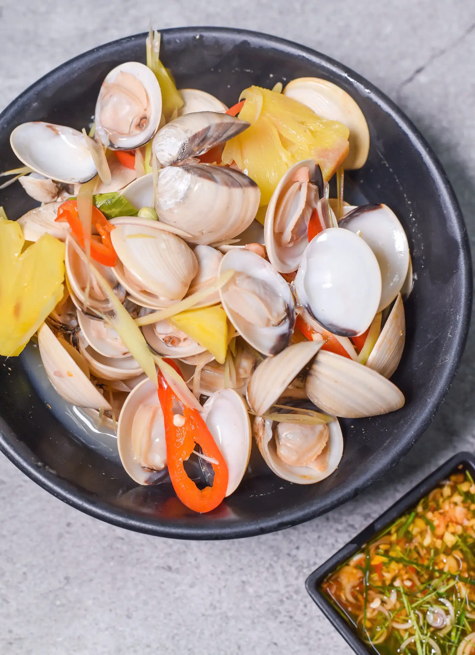 Hình ảnh Ngao trắng hấp Thái