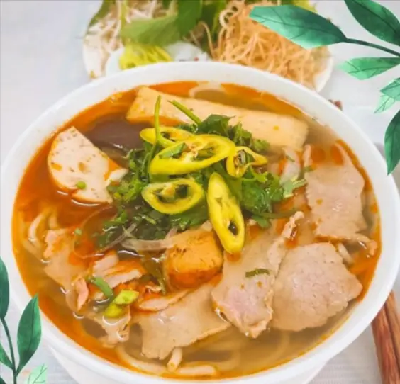 Hình ảnh Bún bò tái - chả huế
