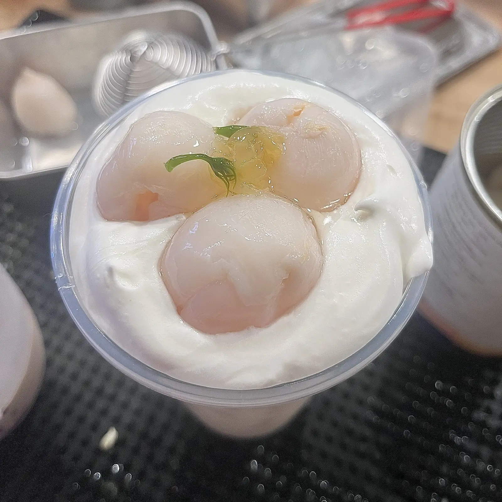Hình ảnh Trà sữa lài vải