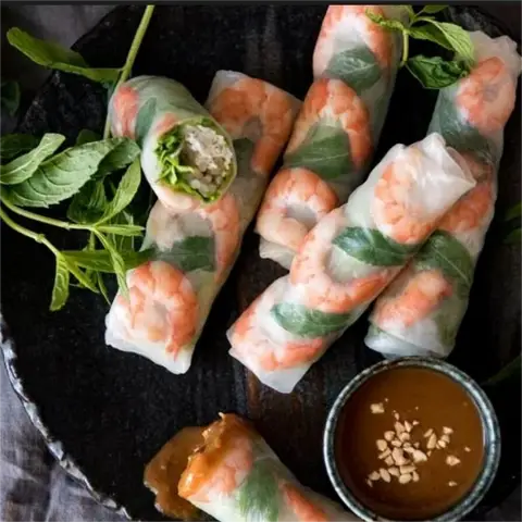 Hình ảnh Gỏi Cuốn & Bún Thịt Xào Trang - Sư Vạn Hạnh