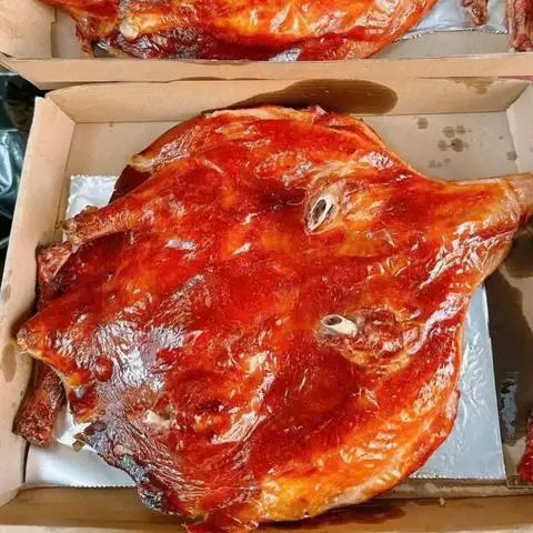 Hình ảnh Vịt Quay Tỳ Bà Da Giòn - Tạ Uyên