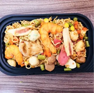 Hình ảnh Mì trộn indomie - 1 nước cam hoặc 1 cocacola