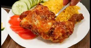 Hình ảnh Cơm chiên gà nước mắm