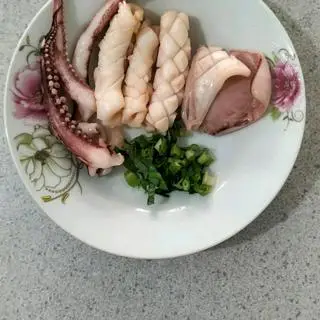 Hình ảnh Mực thêm
