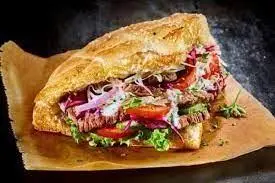 Hình ảnh Combo 1 tam giác - 1 ly nước ngọt