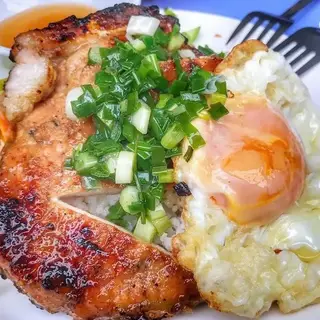Hình ảnh Cơm sườn trứng