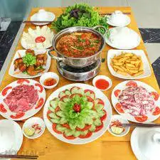 Hình ảnh Lẩu thái sườn sụn – bắp bò set 2 người