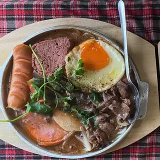 Hình ảnh Bánh mì chảo đặc biệt + Bánh mì