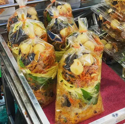 Hình ảnh Bánh Tráng Trộn Mộng Nghi - Huỳnh Tấn Phát