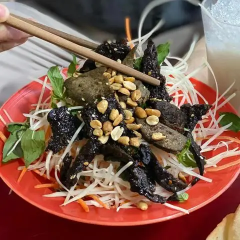 Hình ảnh Gỏi Khô Bò Tô Minh Trí - Trần Xuân Soạn