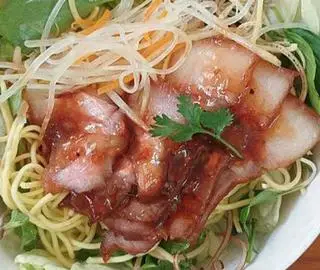 Hình ảnh Hủ tiếu mì lòng