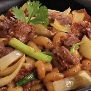 Hình ảnh Nui xào bò