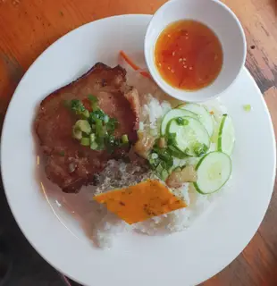 Hình ảnh Cơm sườn chả