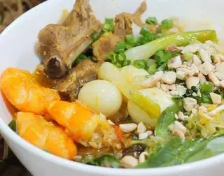 Hình ảnh Mì Quảng sườn