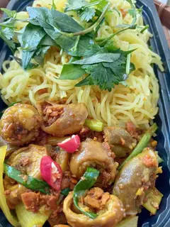 Hình ảnh Bún lòng xào nghệ