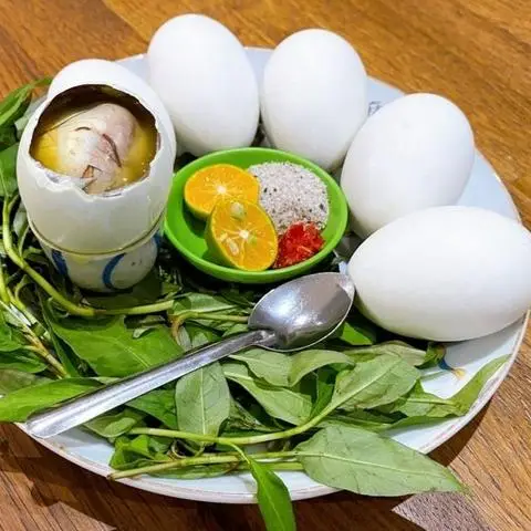 Hình ảnh Ăn Vặt Tá Lả - Tuy Lý Vương