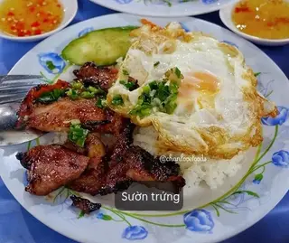 Hình ảnh Cơm sườn trứng